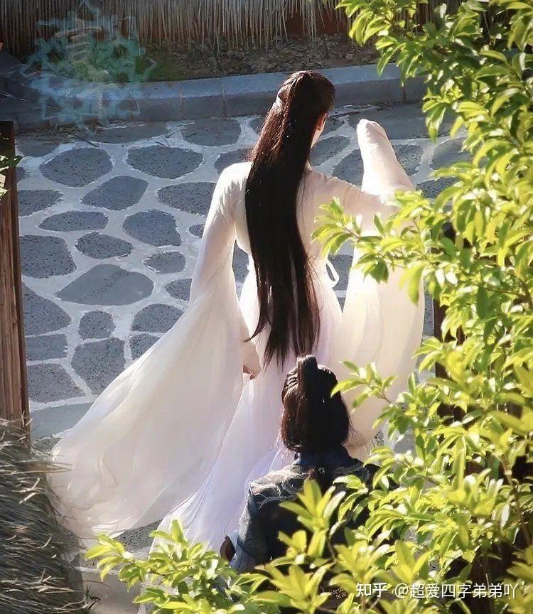 罗云熙的腰 罗云熙这腰身真的绝了! - 知乎