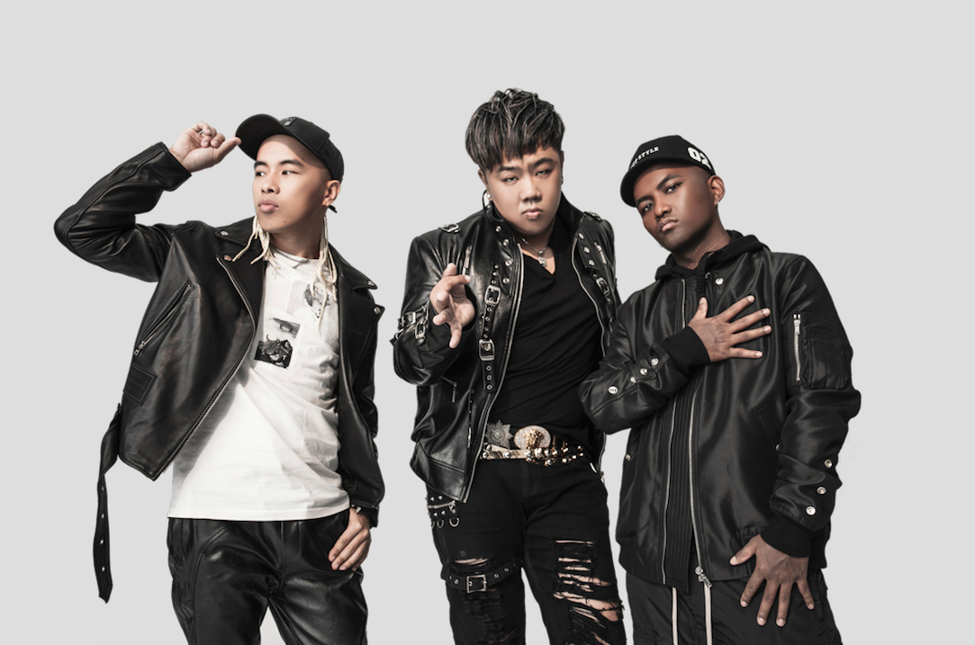 胡汀洋在南征北战面前幼稚园杀手根本不值一提