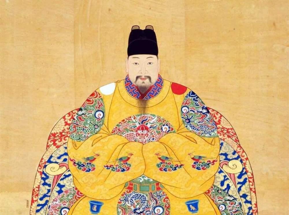 一个男人两个女人四顶绝美凤冠的背后如果有来生绝不遇见你