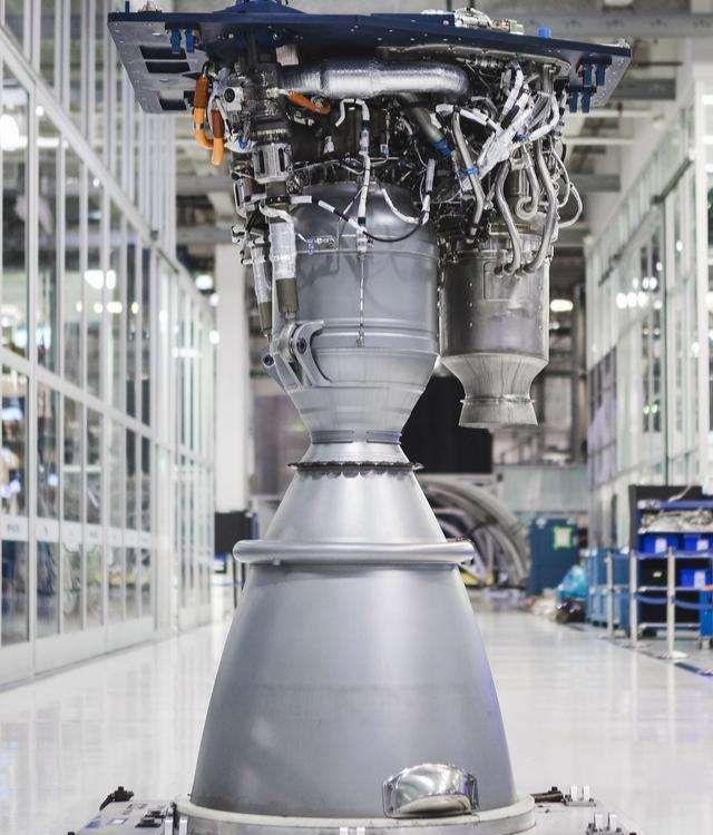 rd270火箭发动机图片