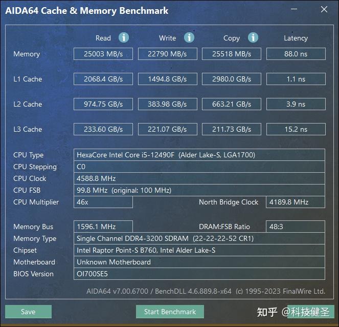 显卡则是amd radeon 5700xt 8gb,安装显卡后会挡住下面的pci e x1插槽