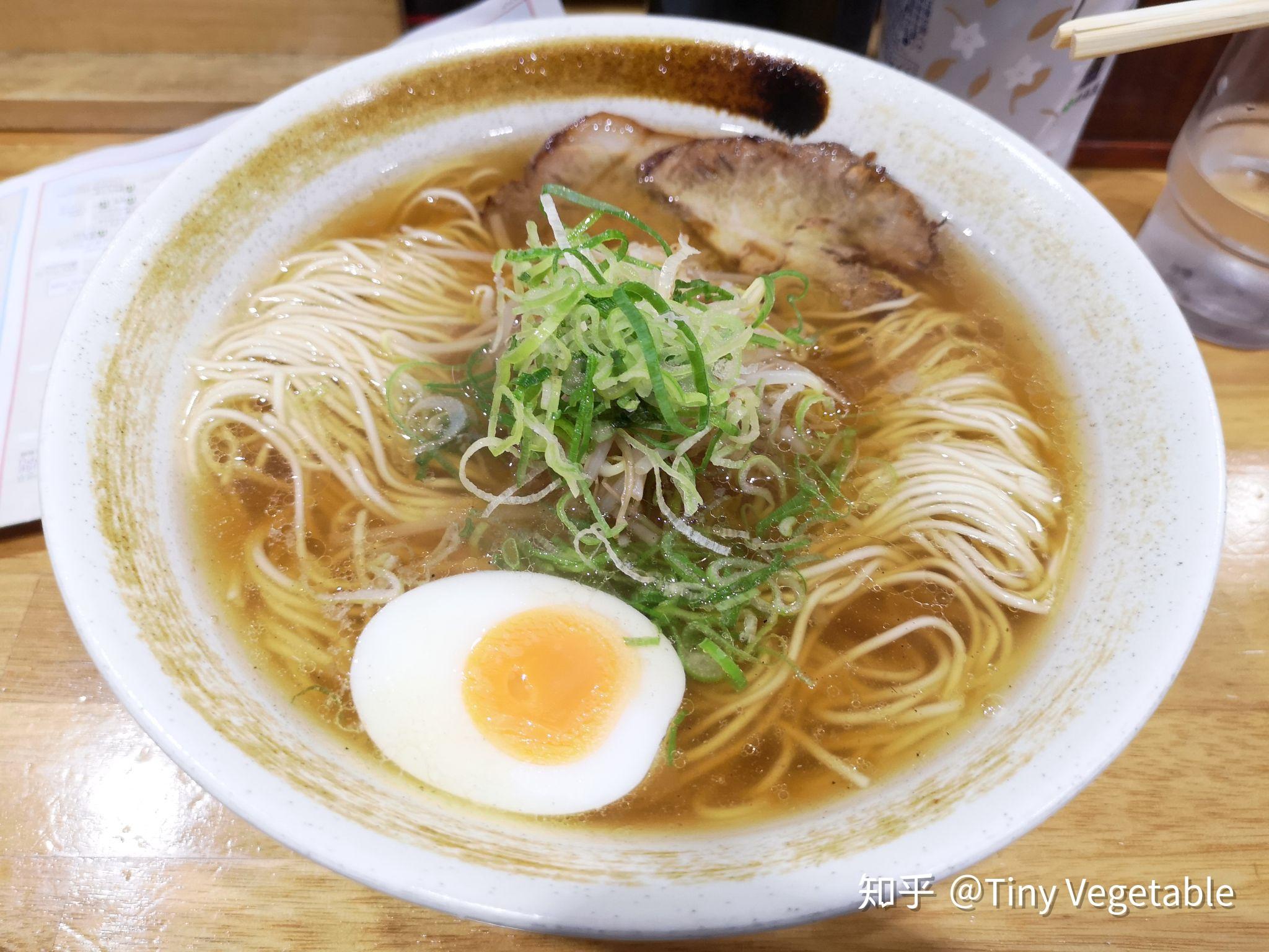 热面冷面六盛(门口这个机车超带感)酒足饭饱之后当然是泡温泉啦,我