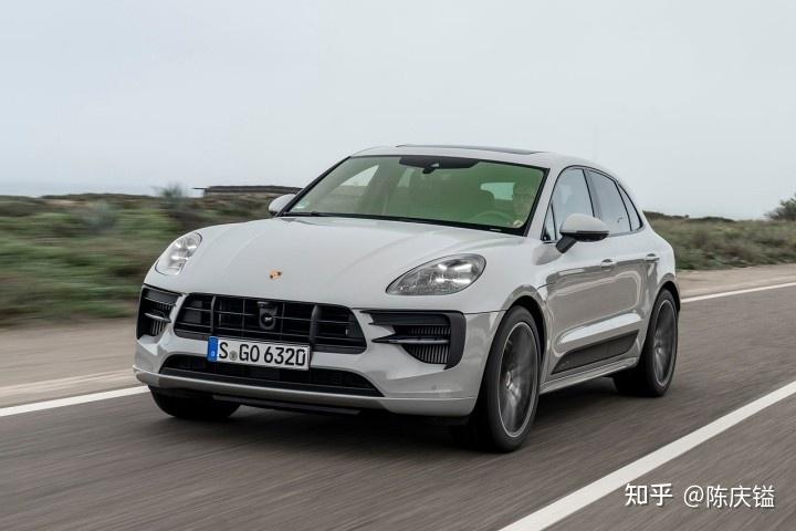 macan电动版在路上还在看燃油车的你会接受吗
