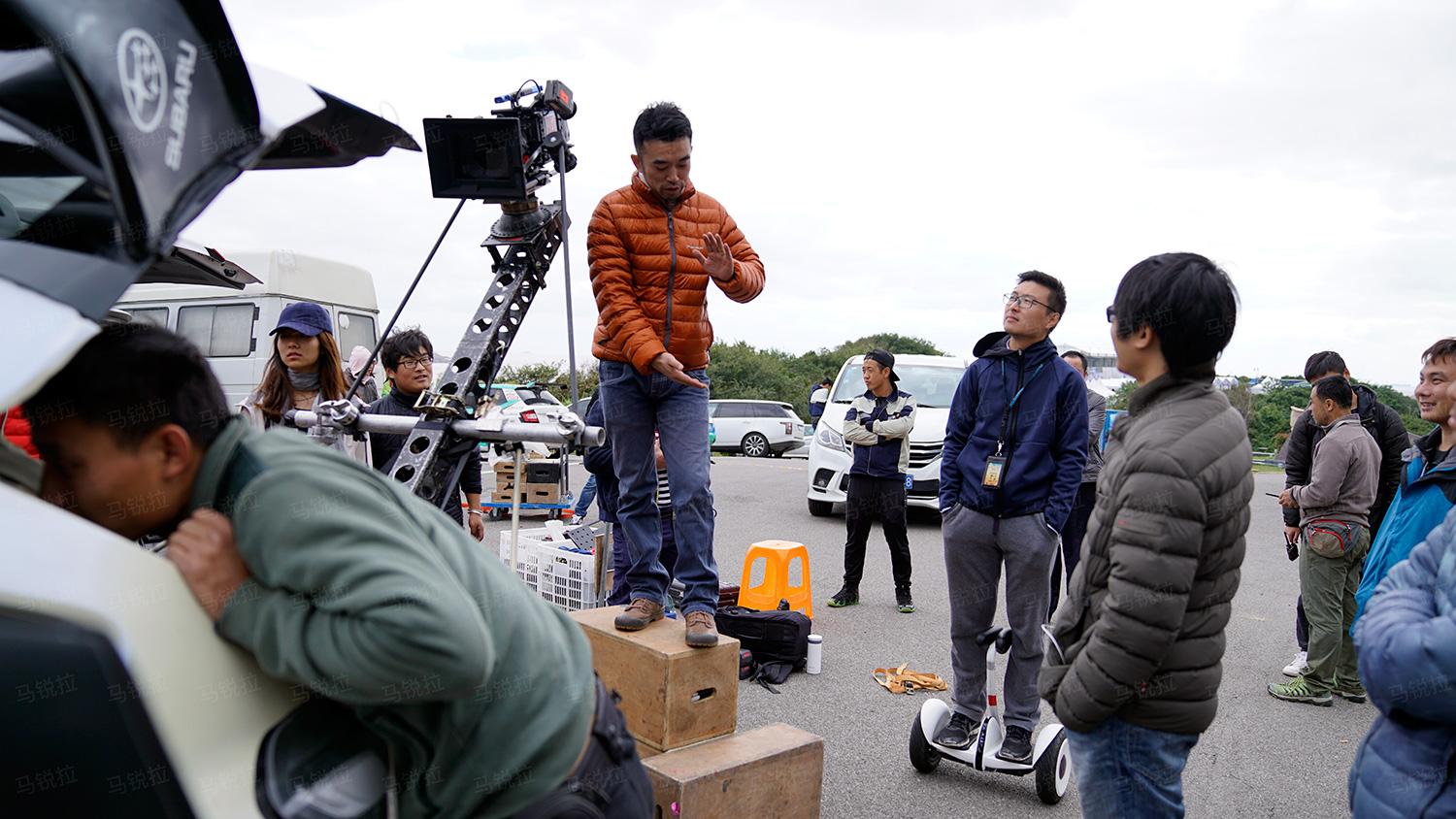 在剧组工作是一种怎样的体验? - 马锐拉的回答