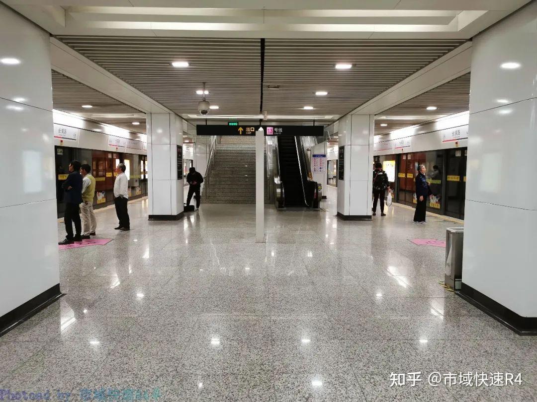 13号线changqing rd station25,长清路站后滩站原本通往世博园区8号口