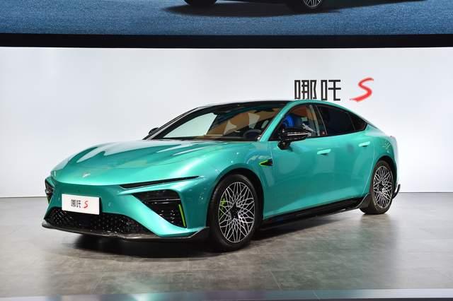 又现风波哪吒汽车能否跨越这道坎