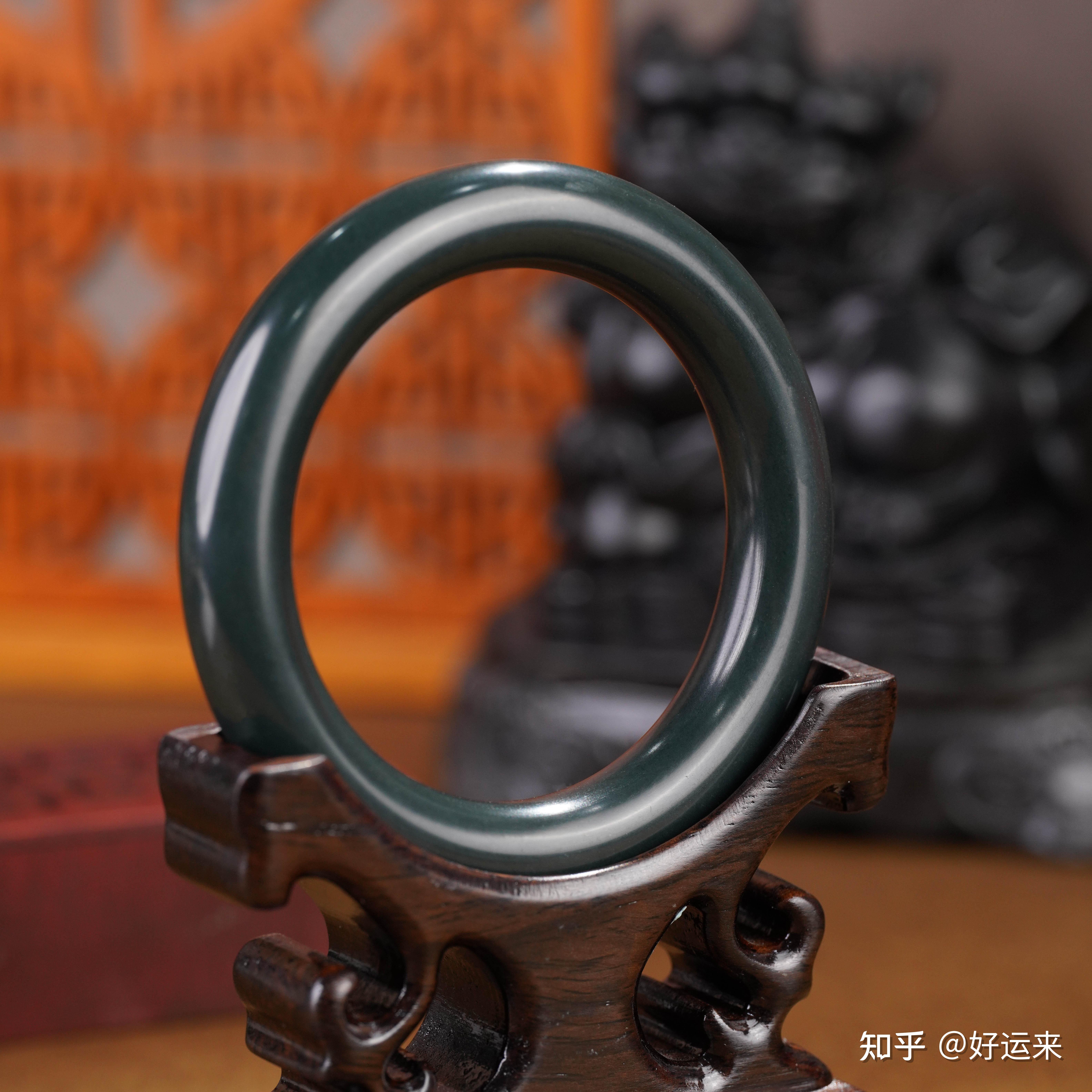 玄青和田玉|最纯正的青色调,一种极致的美! - 知乎