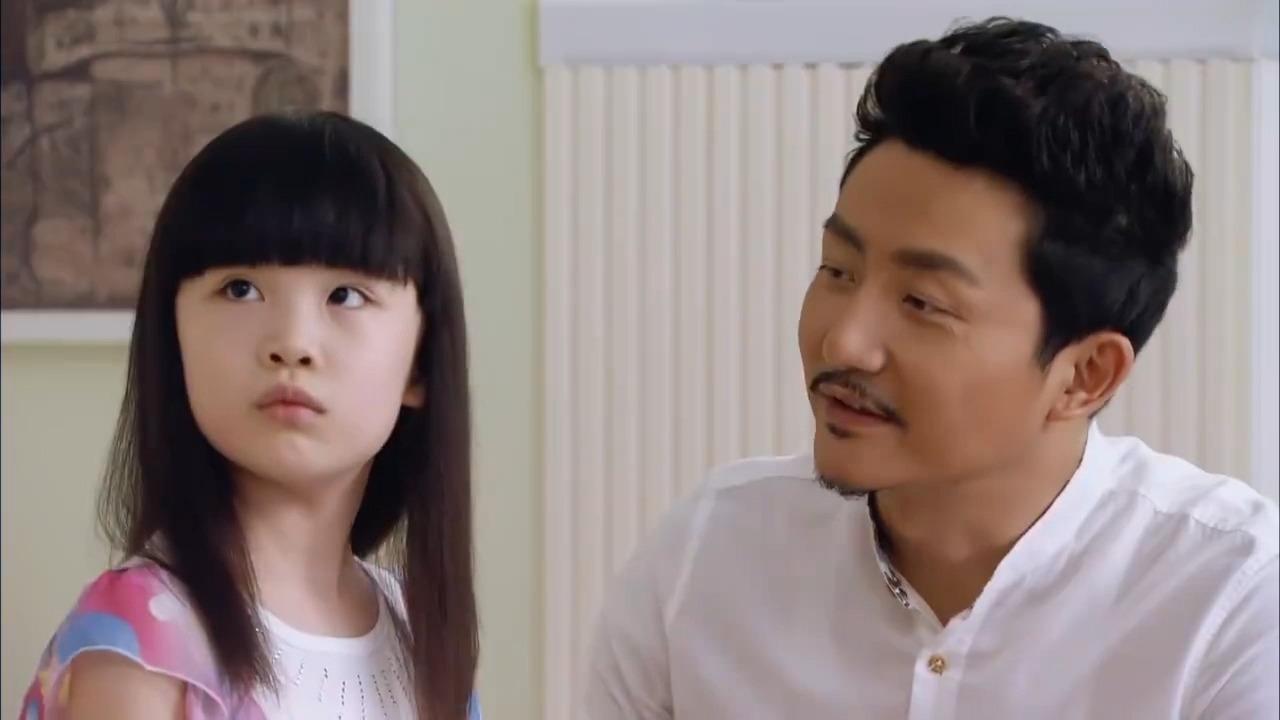 茉莉和后妈儿子打架奶奶二话不说就怪自己孙女