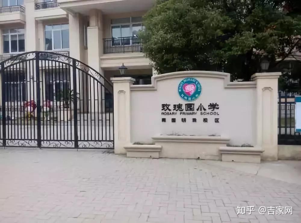 地铁:项目距离4,6号线钟家村站100米,6号线可直达江汉路,汉正街等地,4