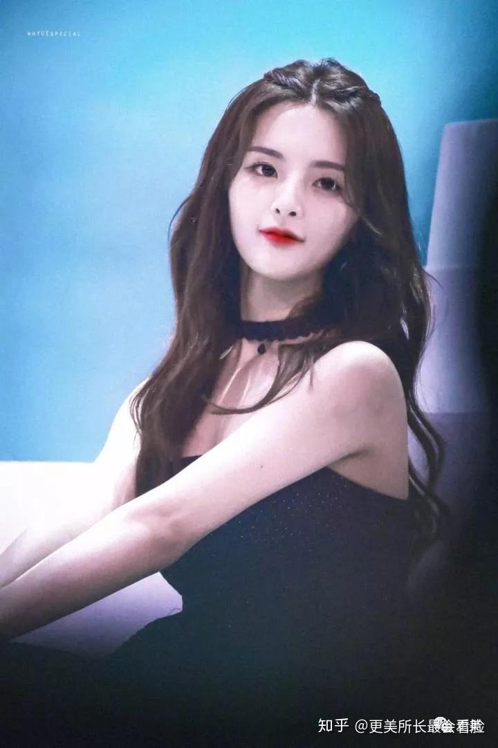 为什么很多男生认为的女神,女孩都认为不好看