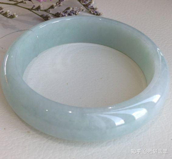 无色翡翠毫无价值未必