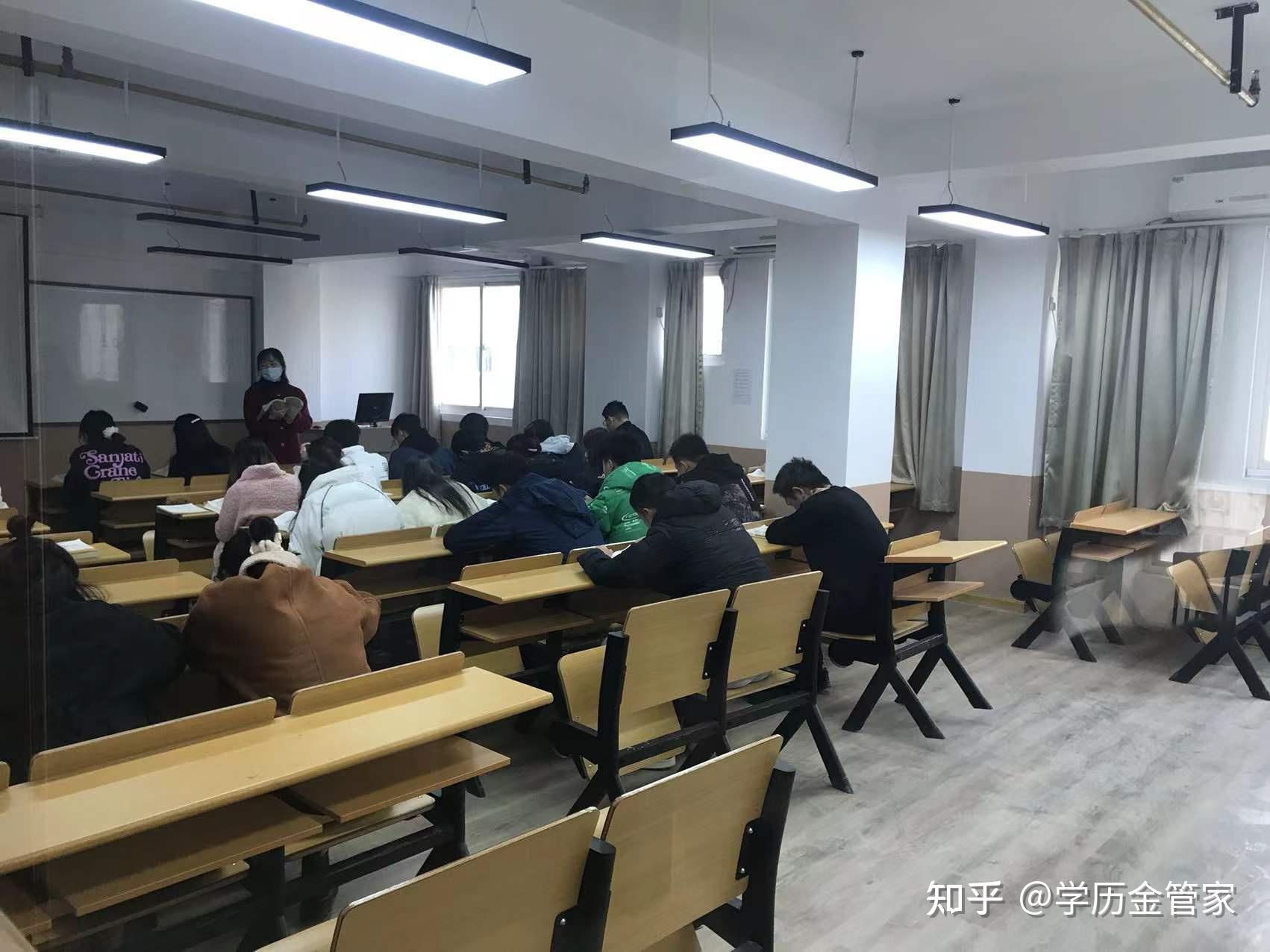 2022年湖北省普通专升本大学英语考试必备