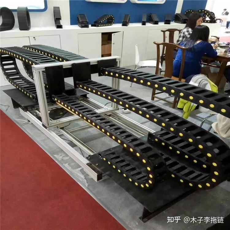 重型钢制拖链坦克链