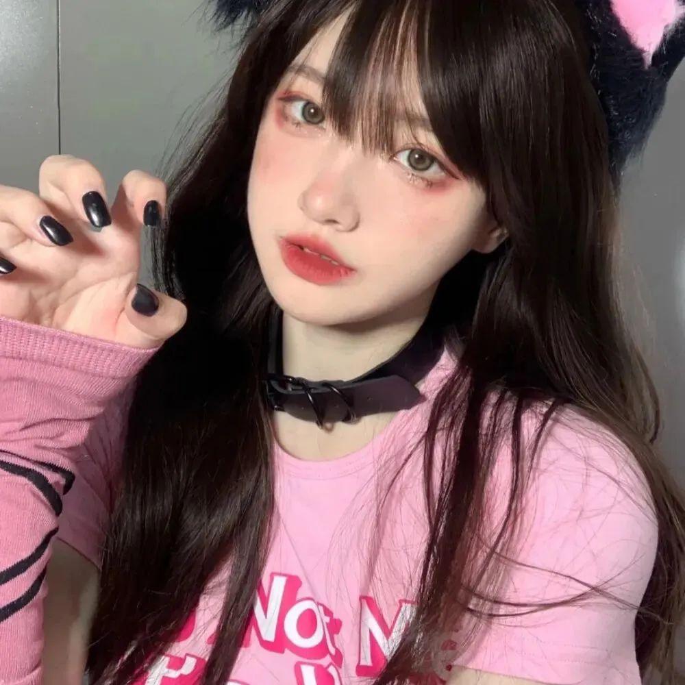 一组芳华绝代的女生头像请签收