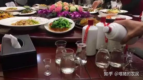 我去过广西,并且和广西酒友喝过几次酒,谈不上熟悉,只是一些表面认知.