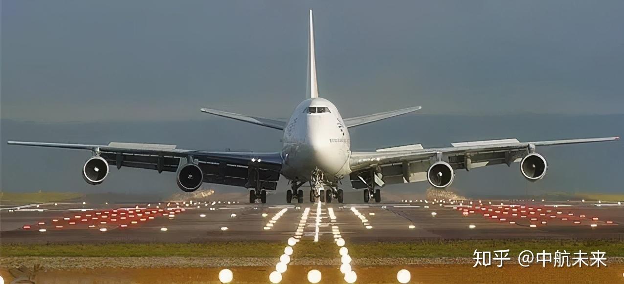 飞机为什么要逆风起降他的这句歌词早就说明白啦