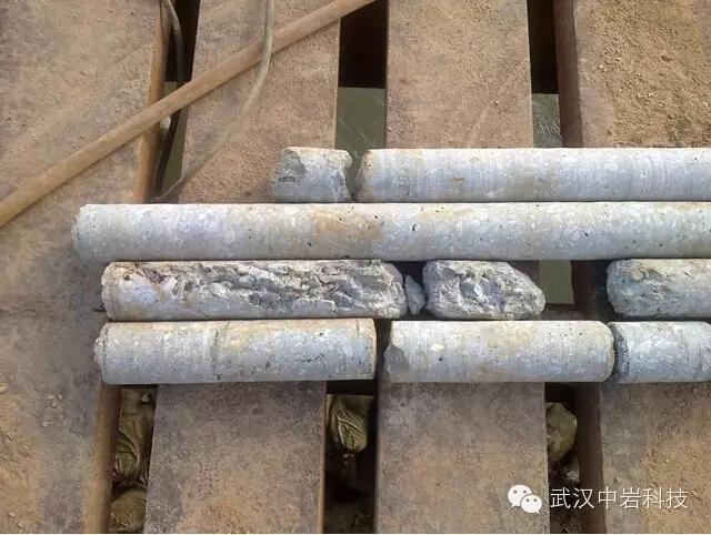 通过钻孔抽芯检测,基本上可以对该桩的曲线位置进行判定,在4-5m处有