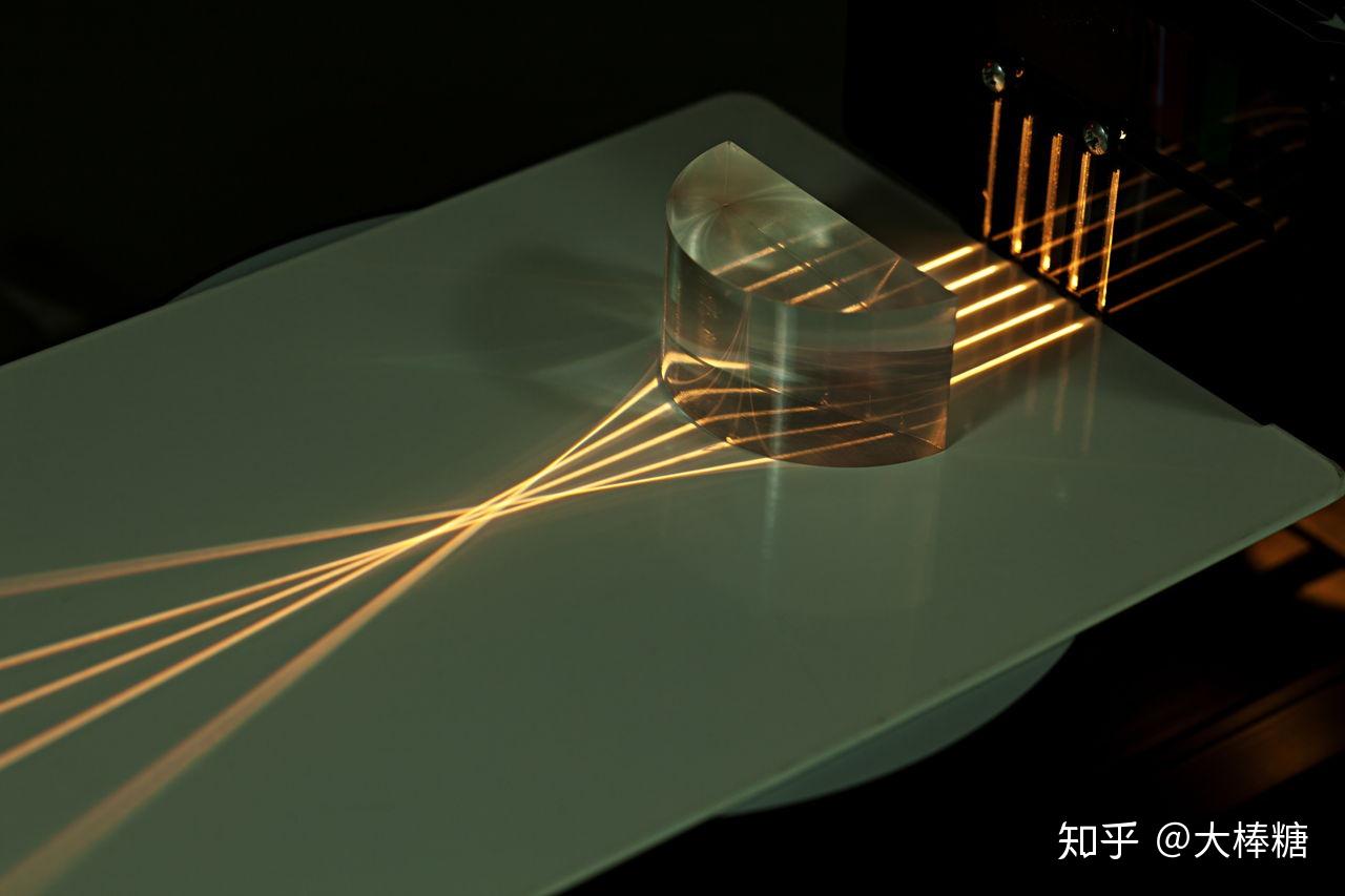 加拿大一公司研发出量子隐形材料哈利波特的隐形斗篷或许不远了