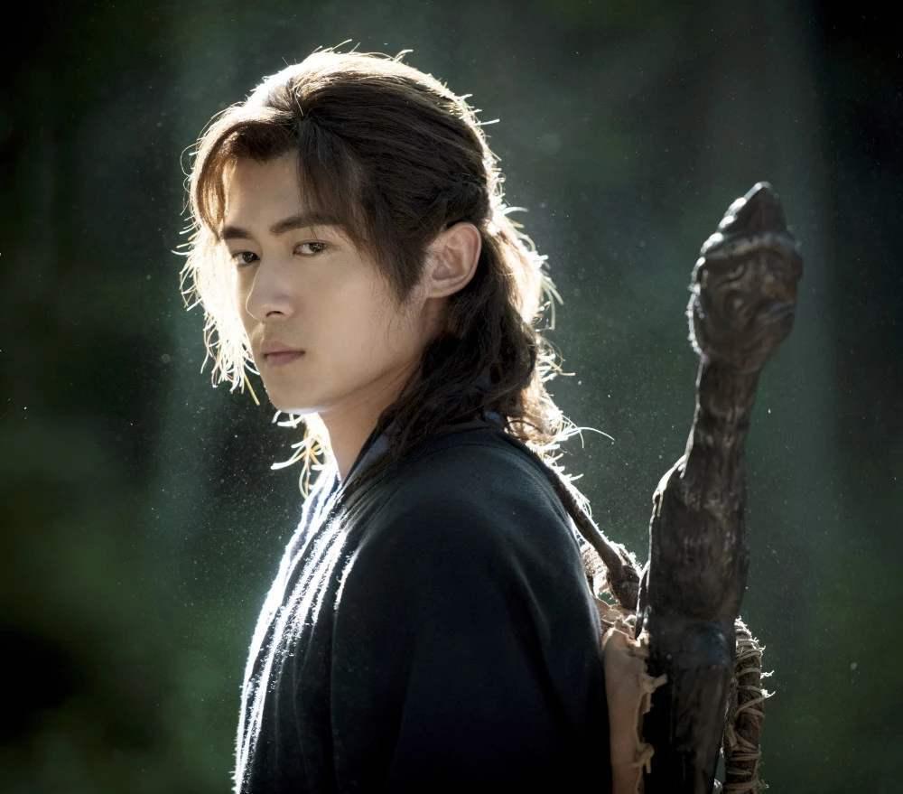 佟梦实的最佳角色庆余年帅气而神秘的五竹身份揭秘