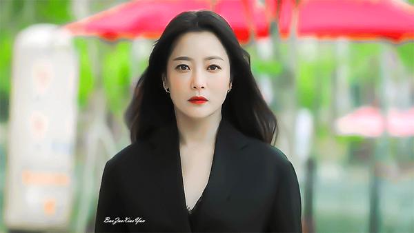 金喜善"长相平平"到底算不算顶级美女?看她的16岁到47