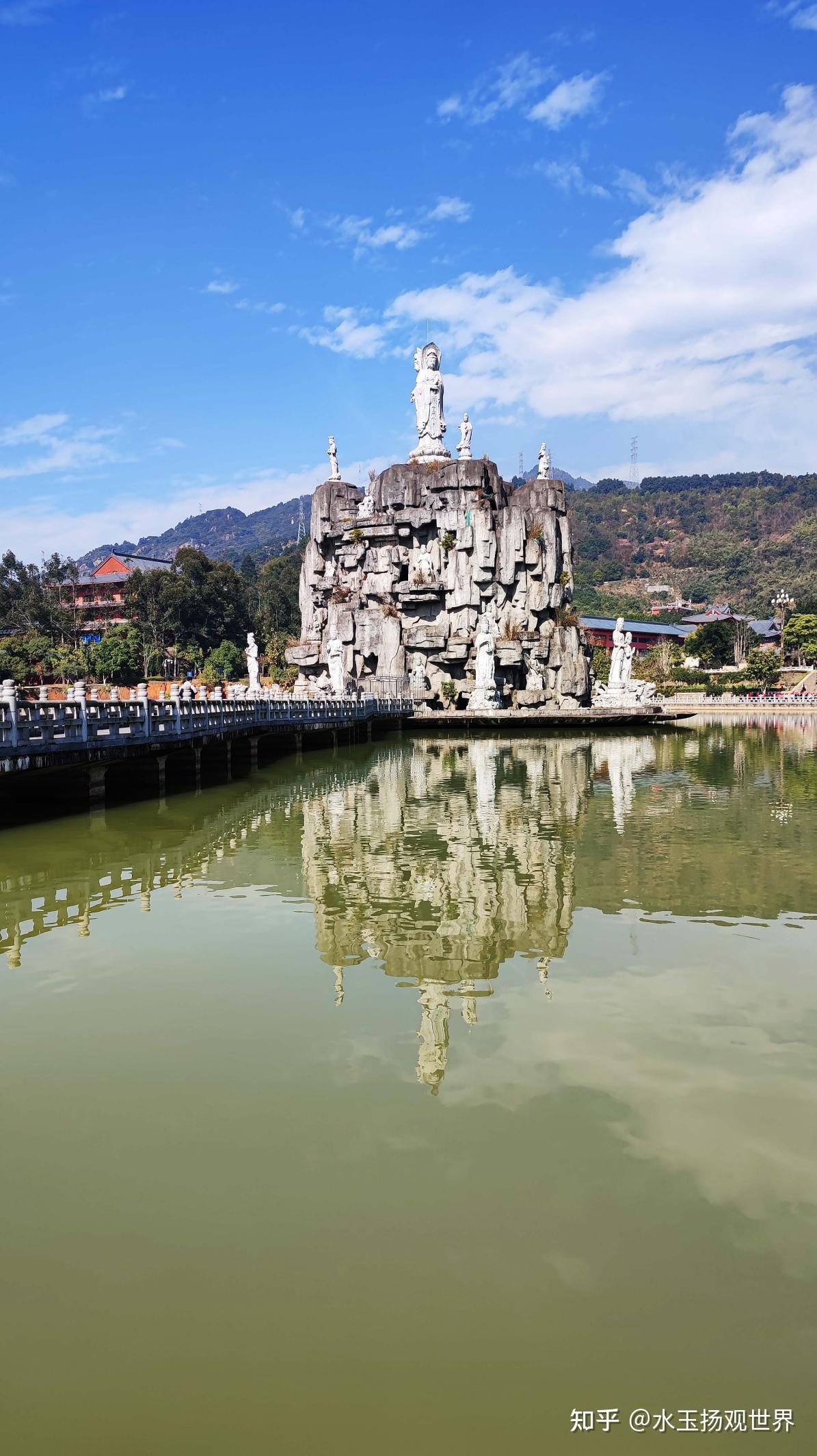 福州旗山万佛寺,它是全国最大的寺院,中西合璧的大雄宝殿很亮眼 - 知乎