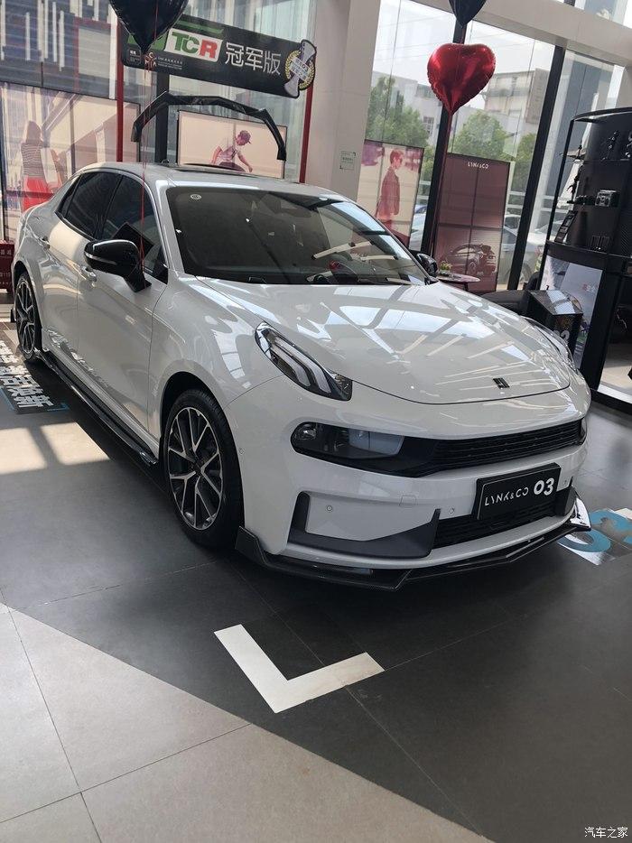 奥迪q2l的纳诺灰选车历程在此和大家浅谈