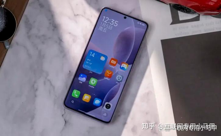 小米手机哪款性价比高？2024最建议买这3款小米手机，来围观