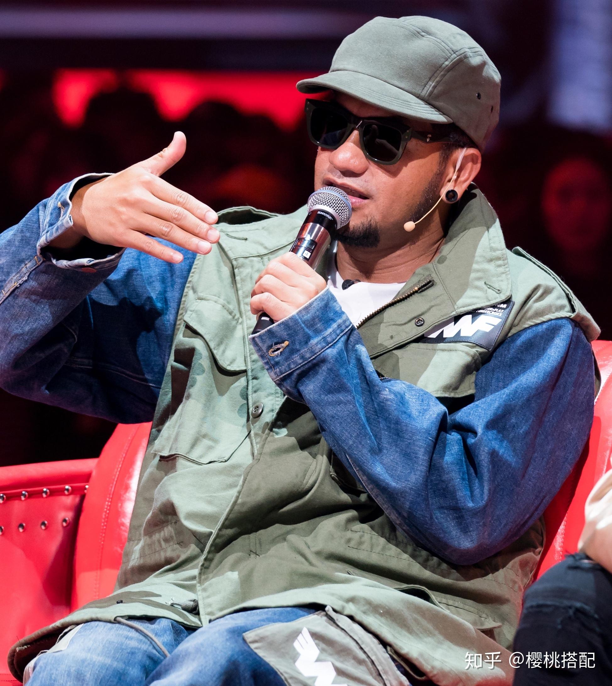 10种时尚界单品看中国新说唱rapper如何做潮男穿搭示范