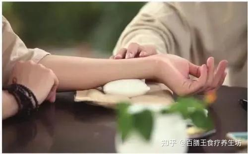 什么原因造成阴虚火旺 v2-cbaa238b34aa2c8af09db75205deebd3_r.jpg