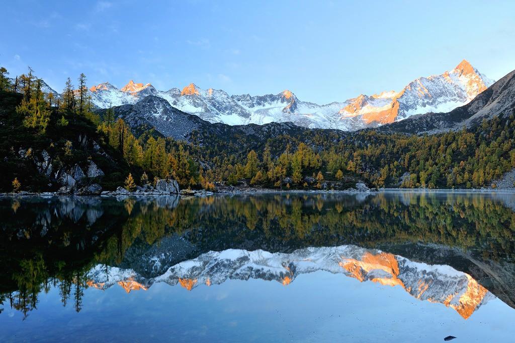 从成都出发去稻城亚丁,穷游,求攻略?