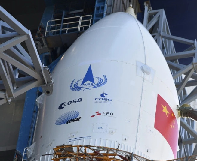 天问一号携「祝融号」火星车成功着陆,火星首次留下中国印迹,背后有