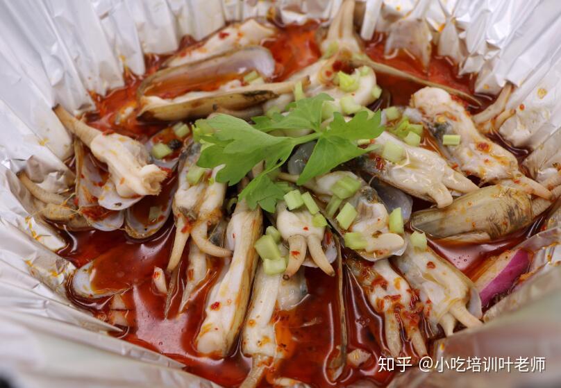 怎样做花甲粉丝汤好吃 v2-cbbf0a1bb252a66277a03a2ffdb80927_r.jpg