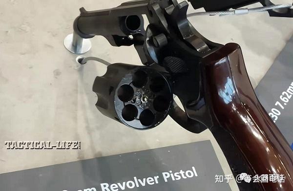 中日转轮手枪对比nrp9型转轮手枪vs弥勒Ⅵ型转轮手枪