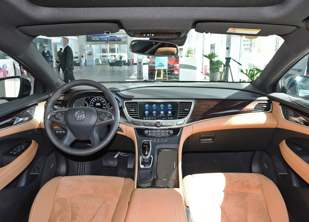 直接降了4万别克君越这力度真诱人