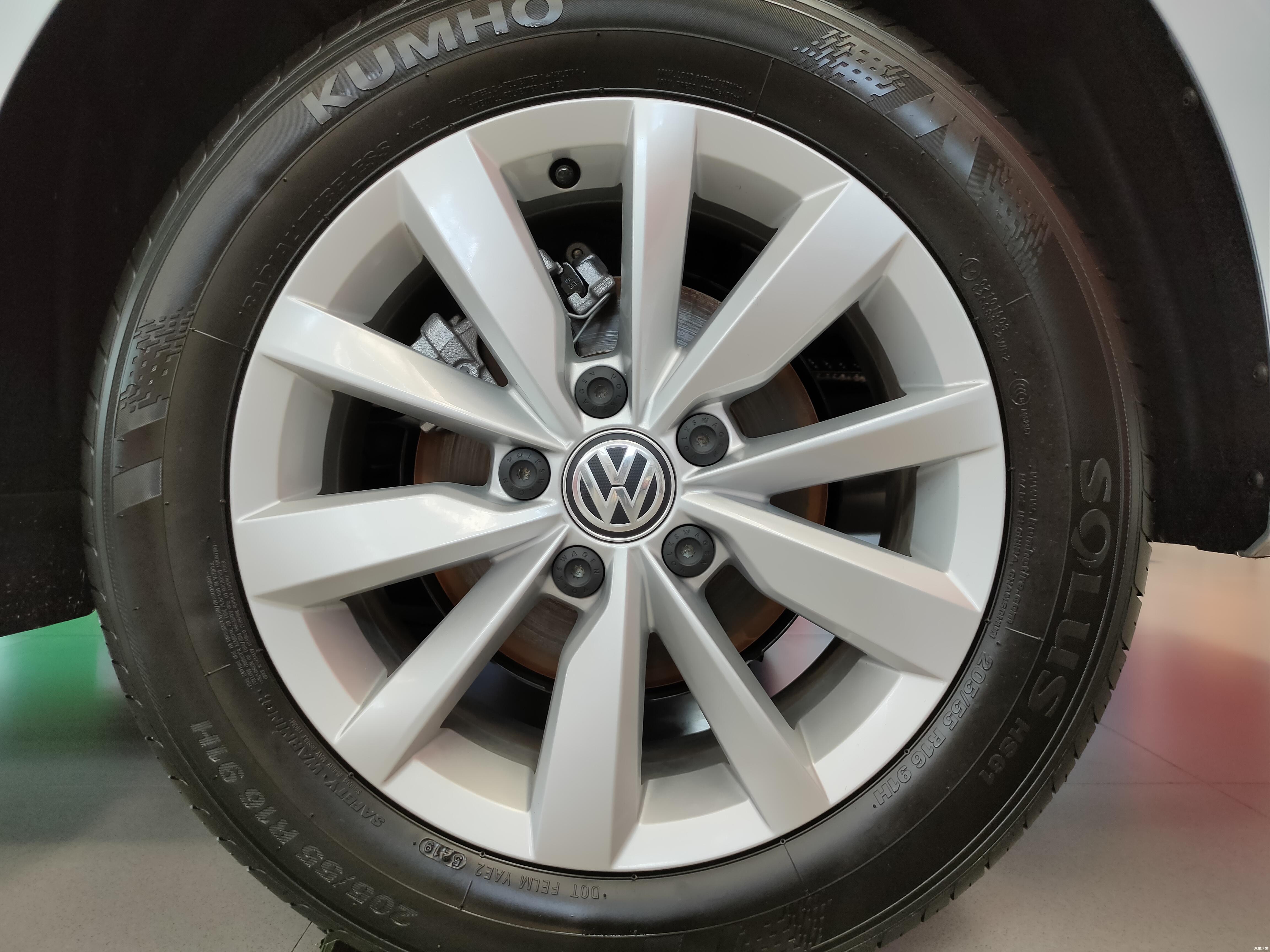 到店实拍大众宝来朴实无华却备受欢迎