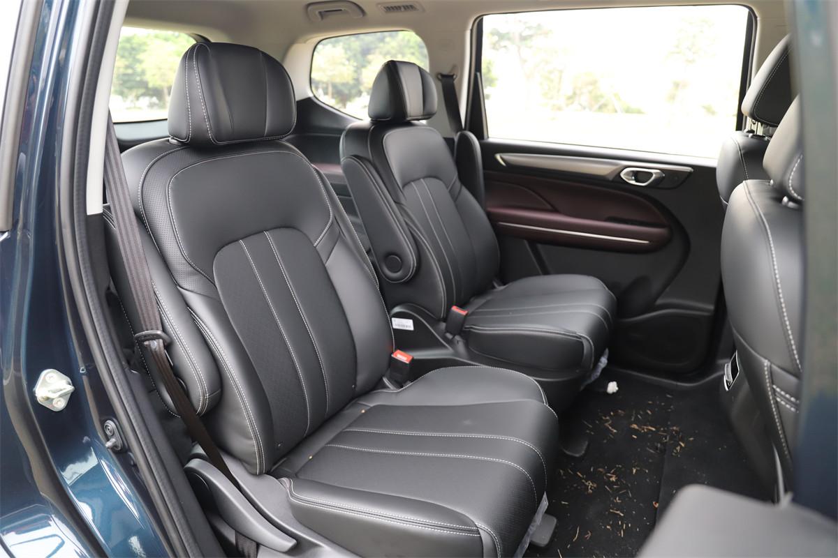 新时代家用车好选择广汽传祺m6pro试驾体验