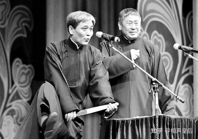 马三立之子马志明,有一段经典相声《纠纷》,其中塑造了王德成和丁文元