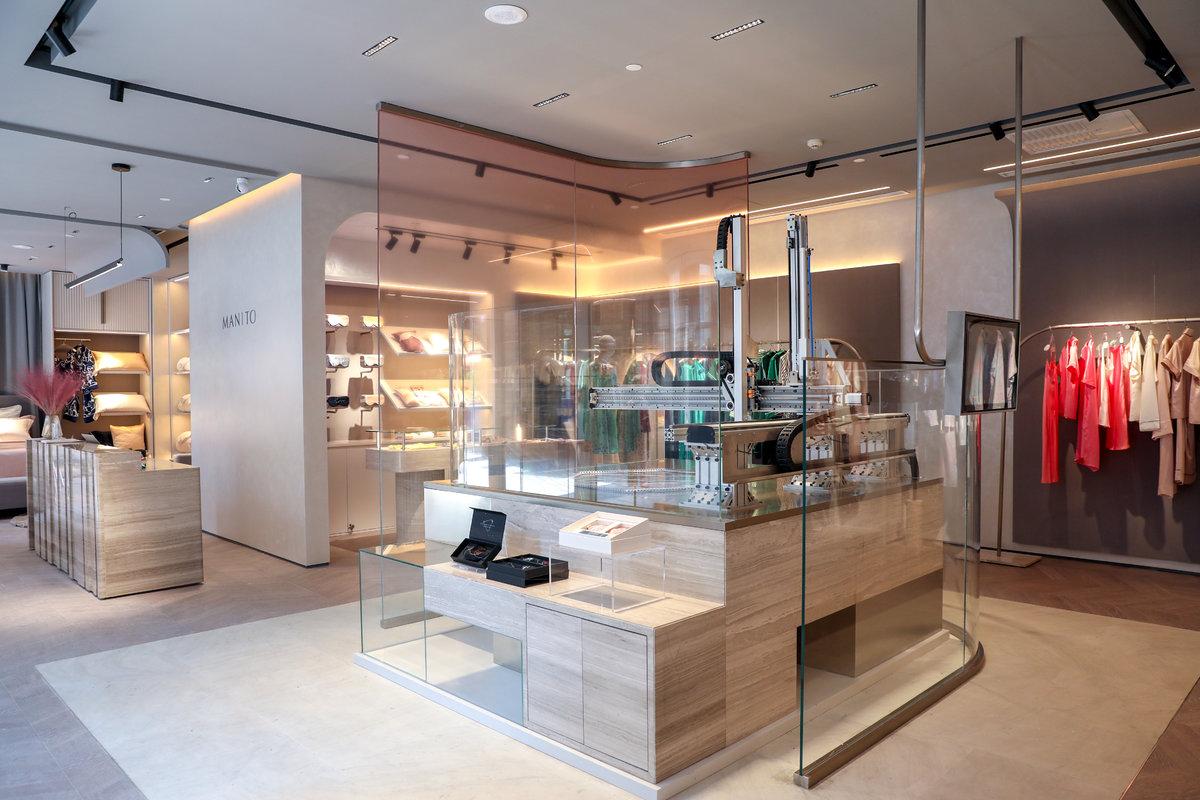 华丽志时尚门店新观察burberrytomdixonmanito