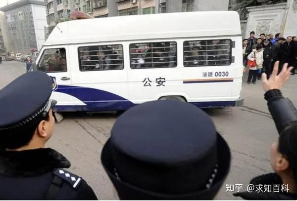 造价高达40万,让刑犯瑟瑟发抖的死刑执行车,究竟长啥样? - 知乎