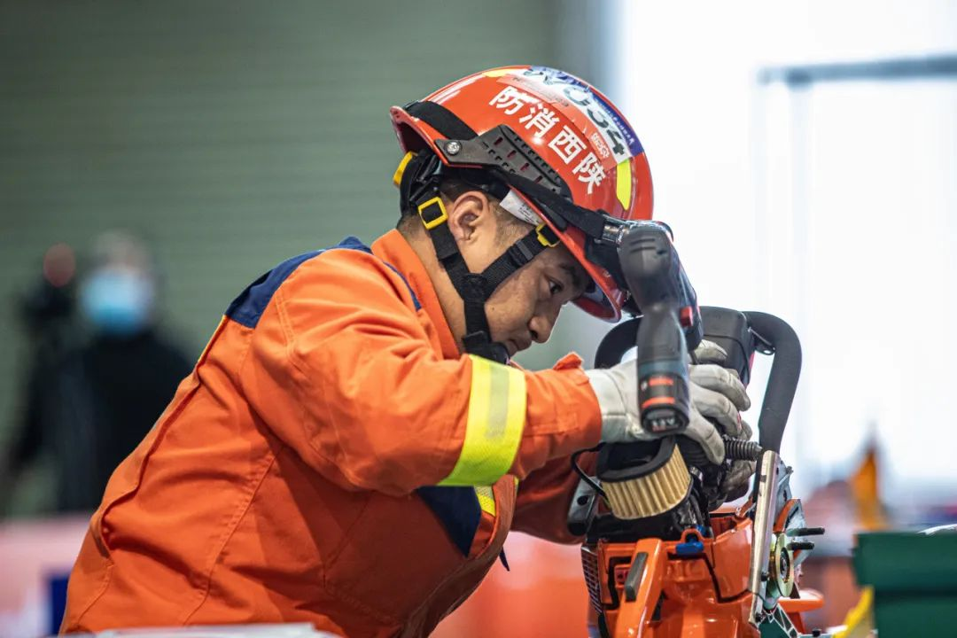 金陵夺金盔捷报传长安陕西总队在全国消防行业职业技能大赛中斩获多项