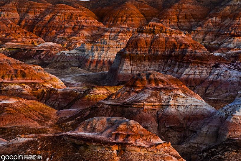 准噶尔盆地景点合集魔鬼城五彩城火烧山最瑰丽的雅丹地貌