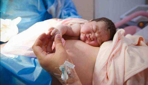 孕期种种症状都表明是男宝然而我生了一枚小公主附症状