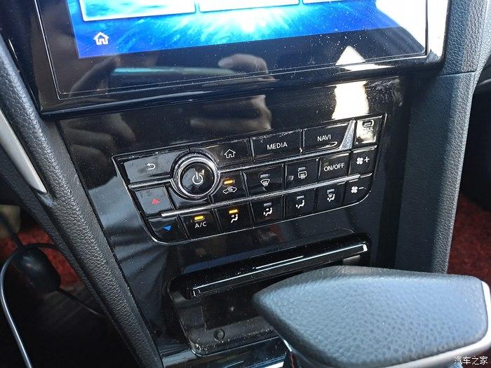 家用首选好车实用家轿首选的启辰d60