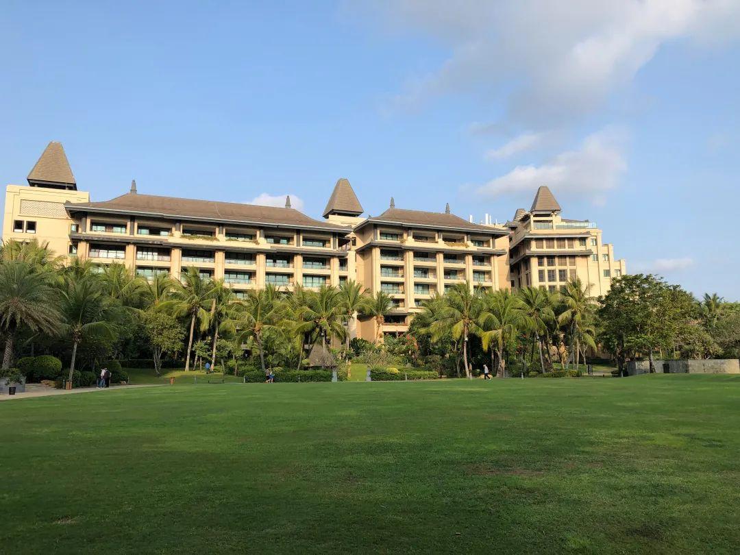 海南莱佛士酒店入住报告三亚度假酒店推荐