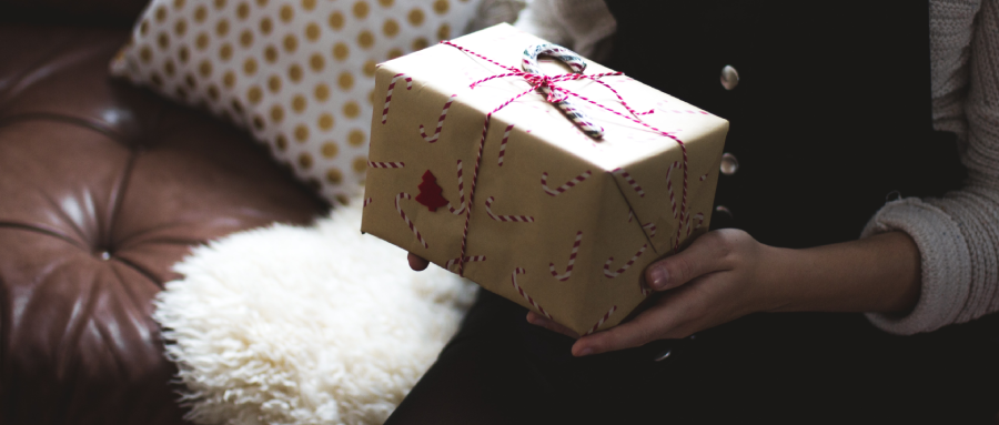 中科大博士20万字正经论文教你如何给女朋友送礼物