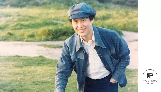 谈及不老的原因,白先勇笑说:"我现在弄青春版《牡丹亭》,整天和年轻