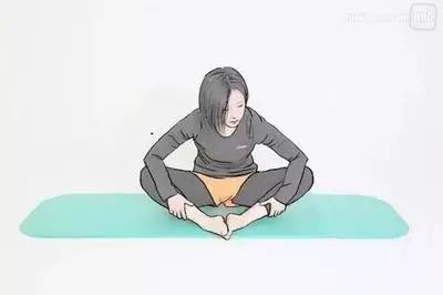 几个简单的睡前拉伸长高动作