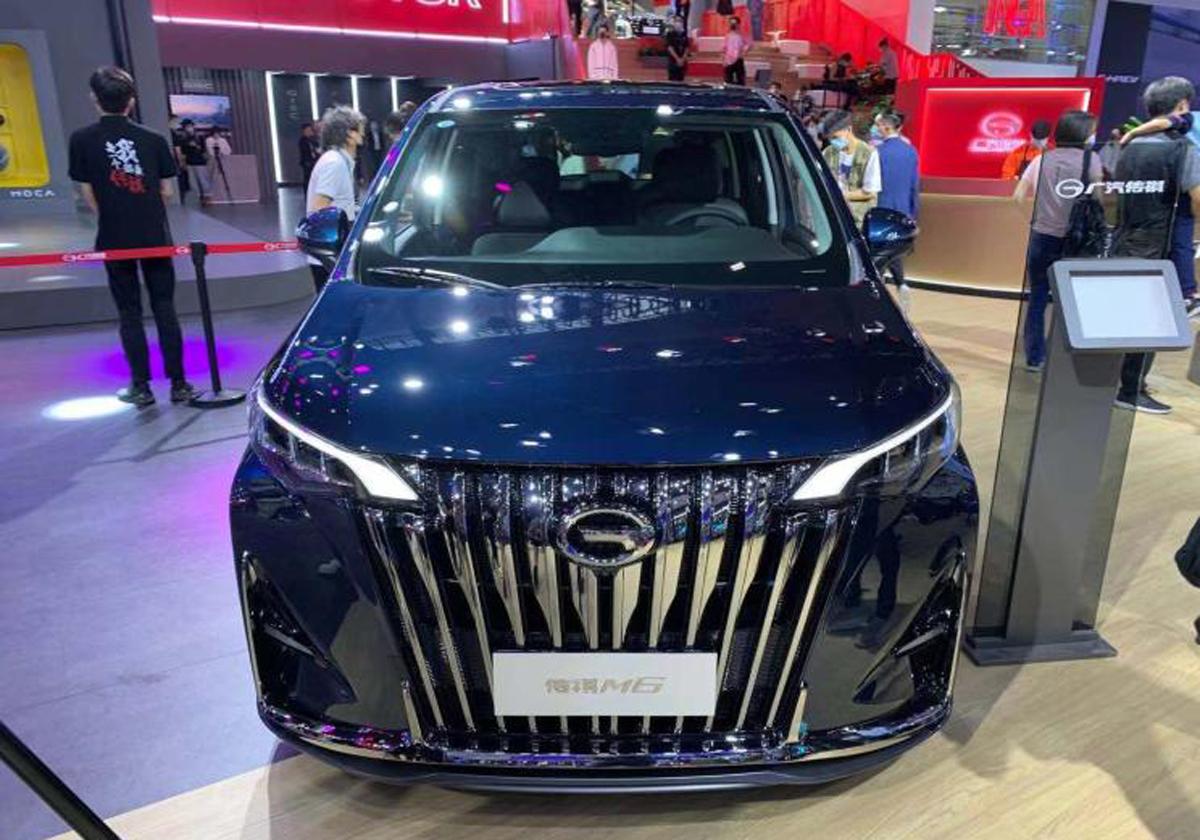 搭载15t7dct广汽传祺m6大师版首次亮相