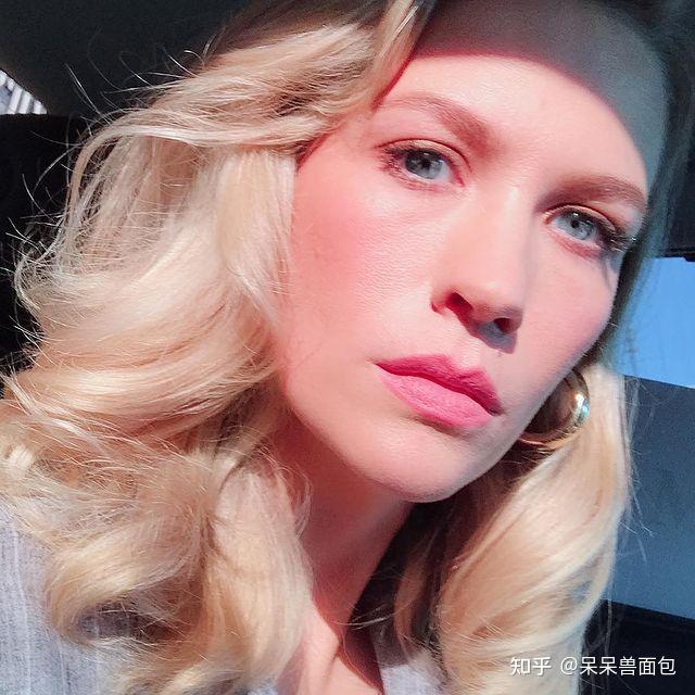 呆呆兽出品女神系列之美艳白皇后-詹纽瑞琼斯