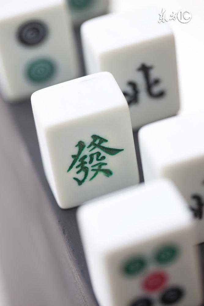打麻将怎么判断碰牌,该碰,不该碰 - 知乎